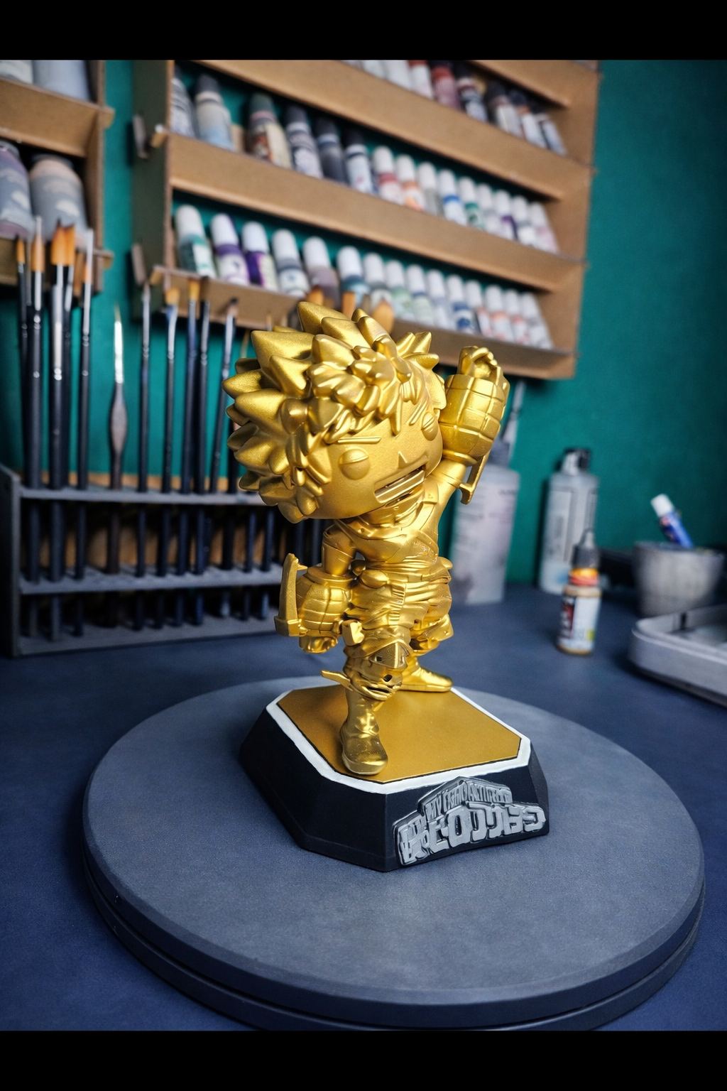 Bakugo gold statue my hero academia